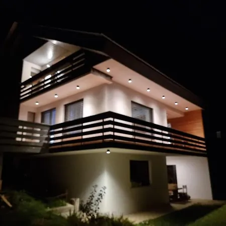 Comfy Mountain Nest モイストラナ