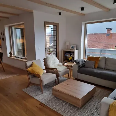 Comfy Mountain Nest Dom wakacyjny