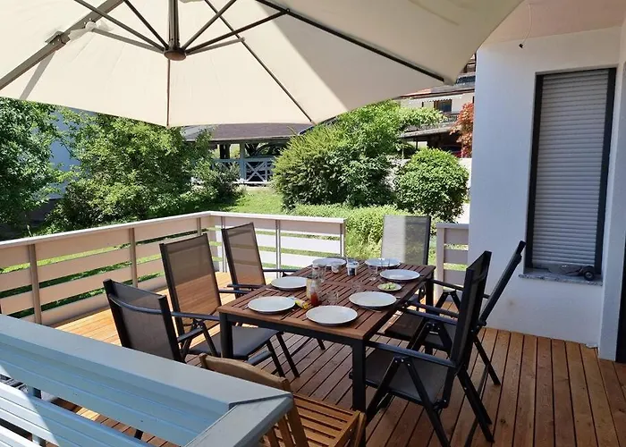 Comfy Mountain Nest Ferienhaus *