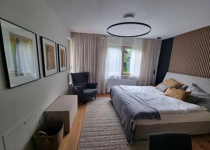 Comfy Mountain Nest * モイストラナ