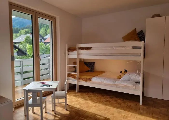 Comfy Mountain Nest Ferienhaus *